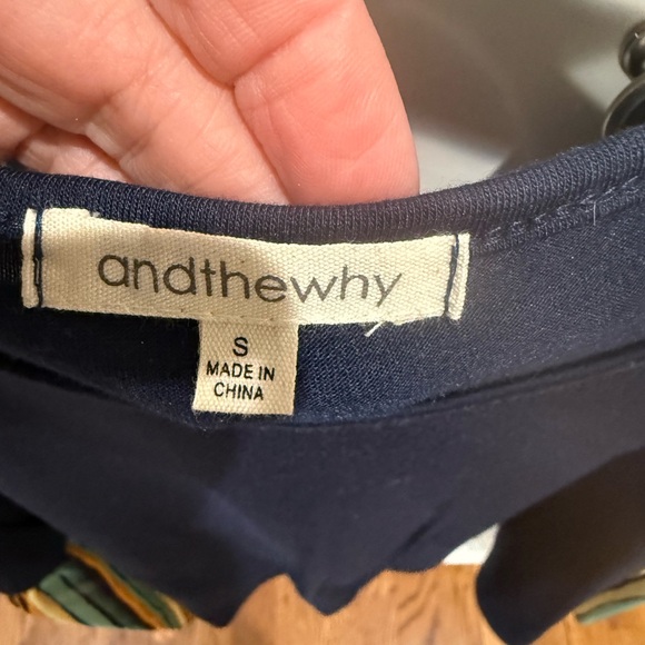 Striped Sleeve Navy‎ Top - Picture 4 of 4